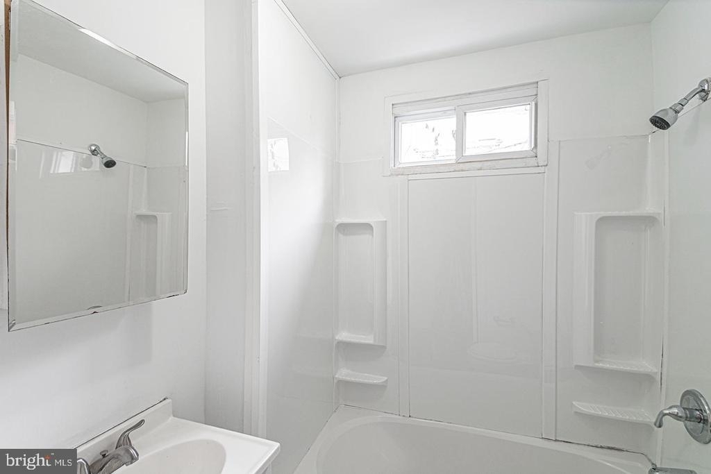 1535 S Hicks Street - Photo 9