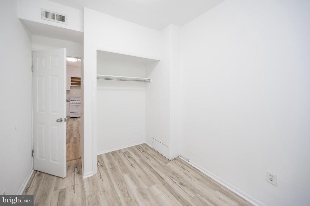 625 S 10th Street - Photo 9
