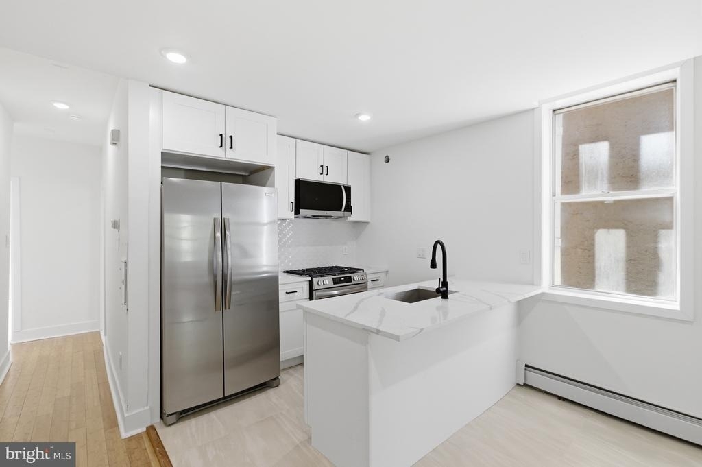 747 S 2nd Street - Photo 6