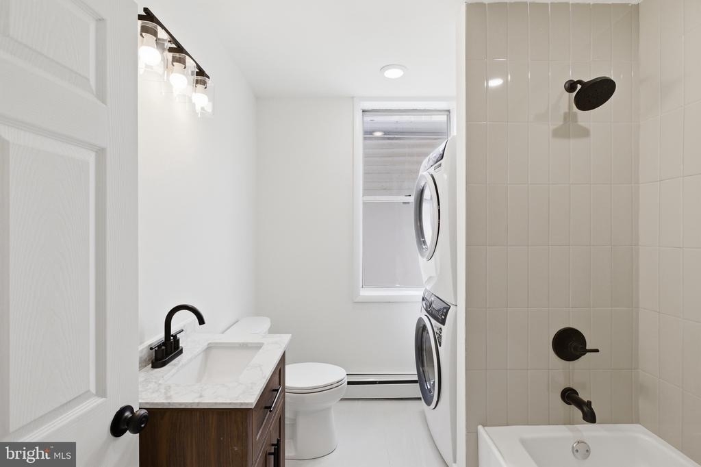 747 S 2nd Street - Photo 9