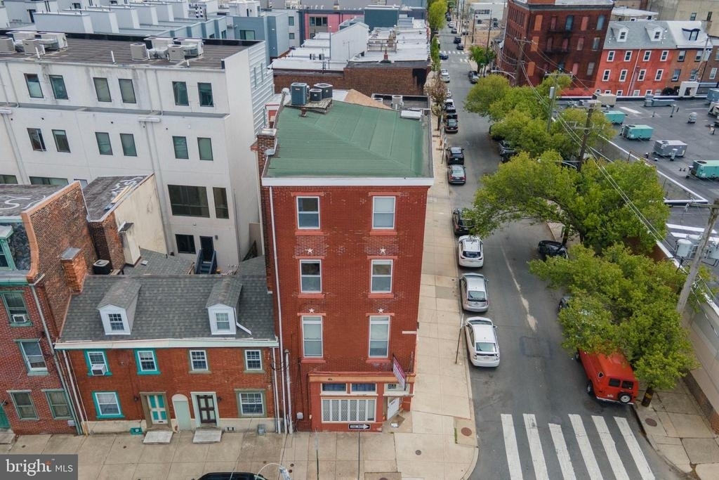 601 N 4 Street - Photo 0