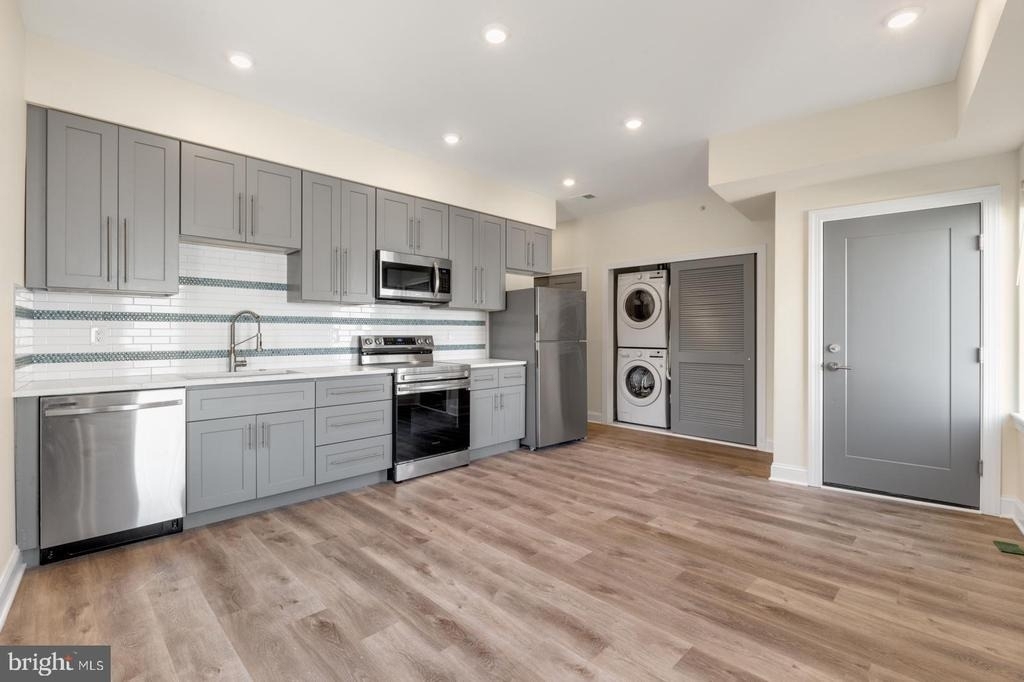 511 Gorgas Lane - Photo 1