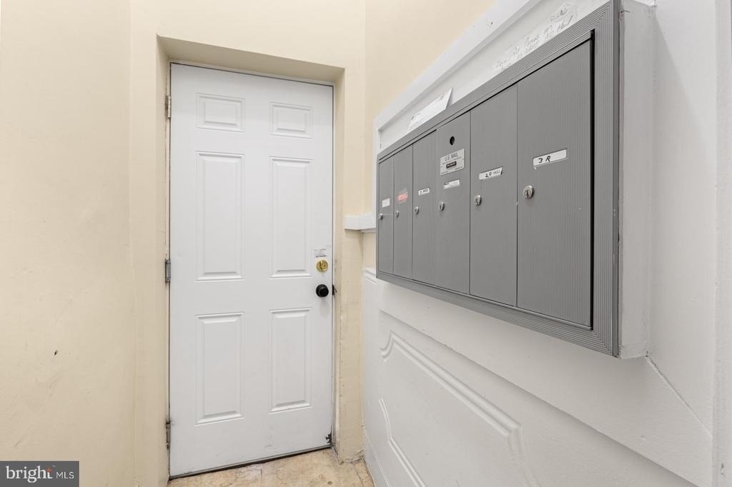 619 S 16th Street - Photo 4