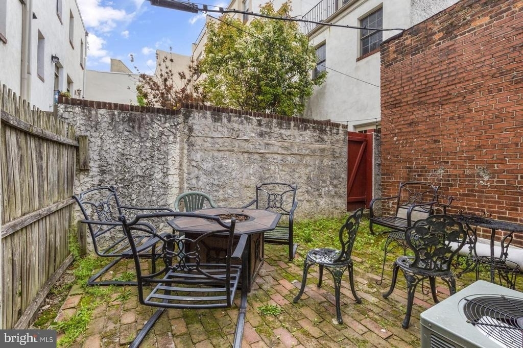 619 S 16th Street - Photo 2