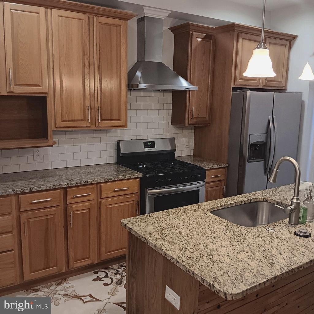 2628 E Harold Street - Photo 4