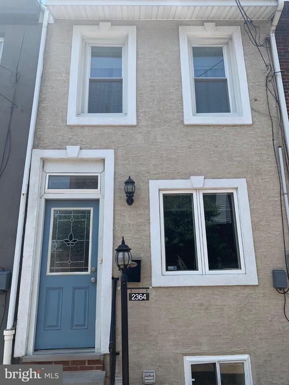 2364 E Fletcher Street - Photo 0