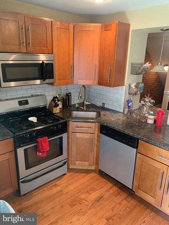 2364 E Fletcher Street - Photo 5