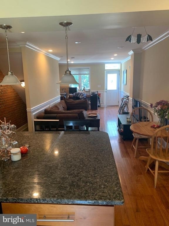 2364 E Fletcher Street - Photo 4