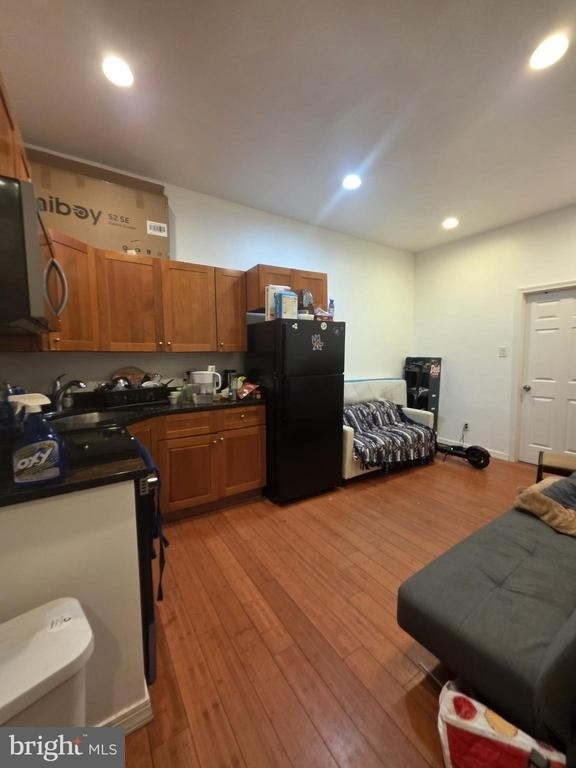 4047 Spring Garden Street - Photo 2