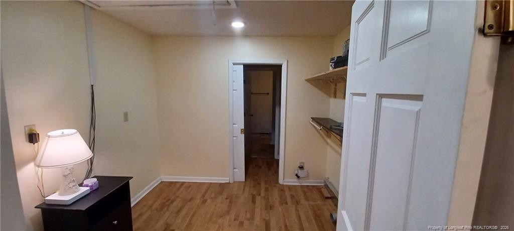 211 Sheffield Court - Photo 3
