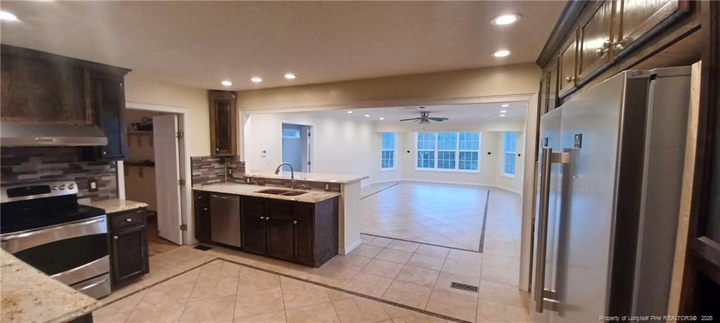 211 Sheffield Court - Photo 8