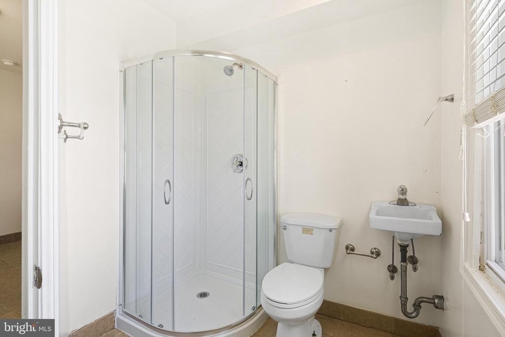 146 W 1st Avenue - Photo 10