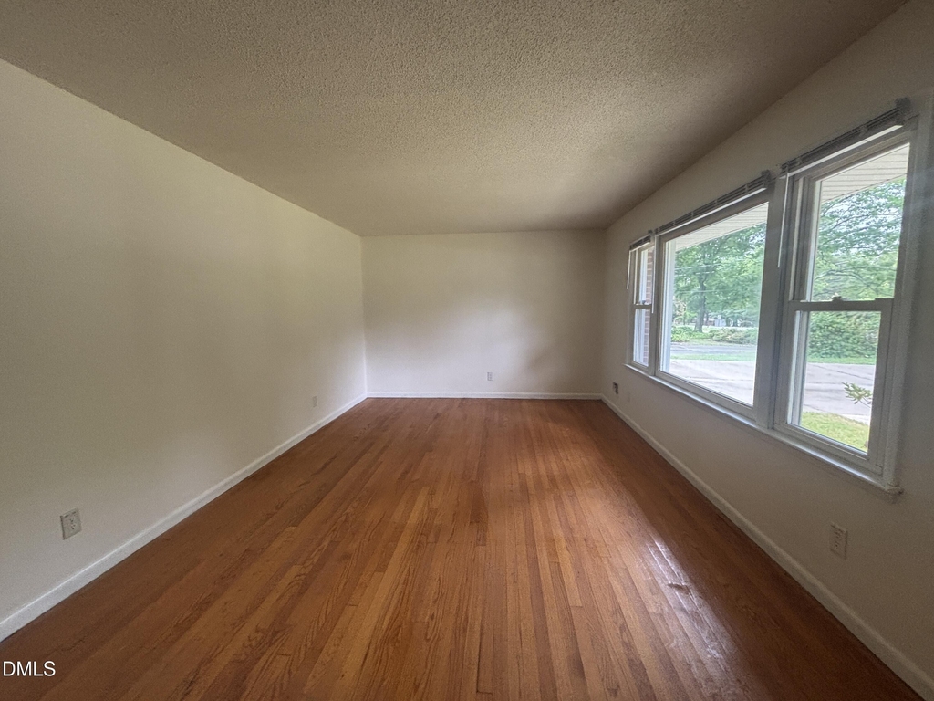 3609 Melrose Drive - Photo 3