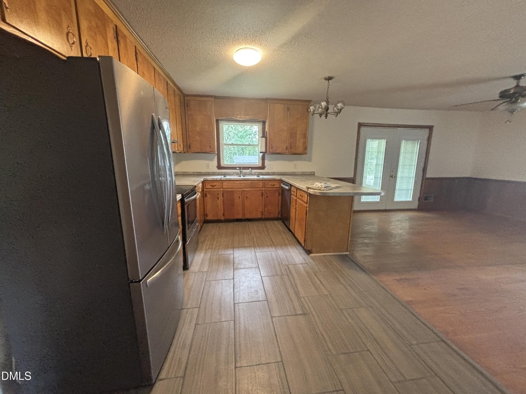 3609 Melrose Drive - Photo 2