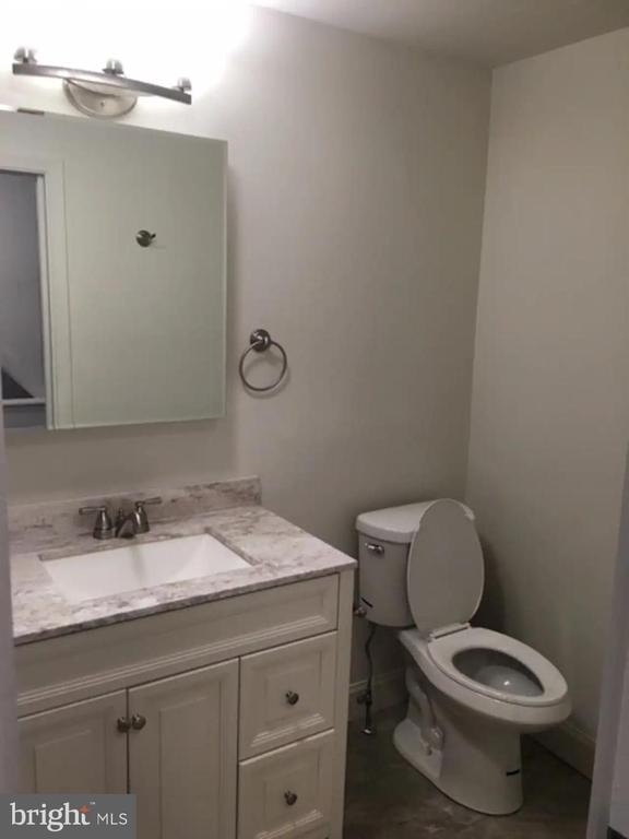 318 W Gay Street - Photo 17