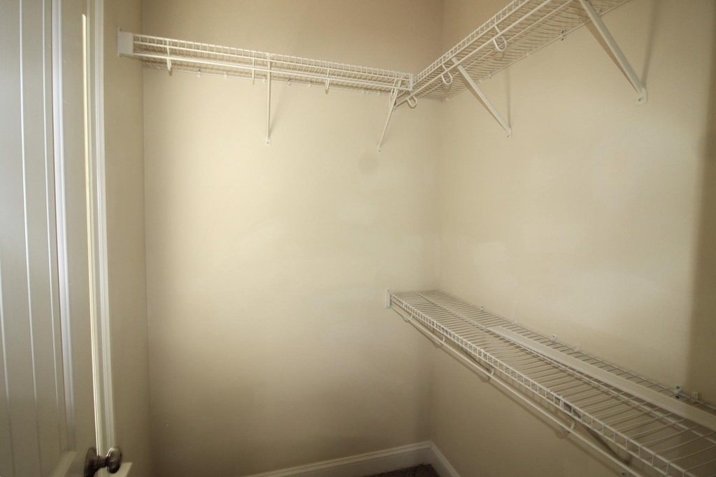 7745 Acc Boulevard - Photo 16