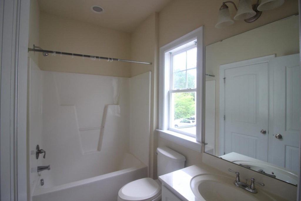 7745 Acc Boulevard - Photo 17