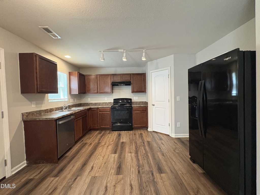 1412 Tamarino Drive - Photo 6