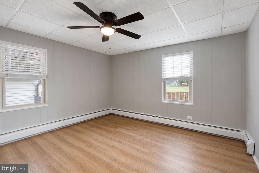 1902 Trenton Avenue - Photo 24