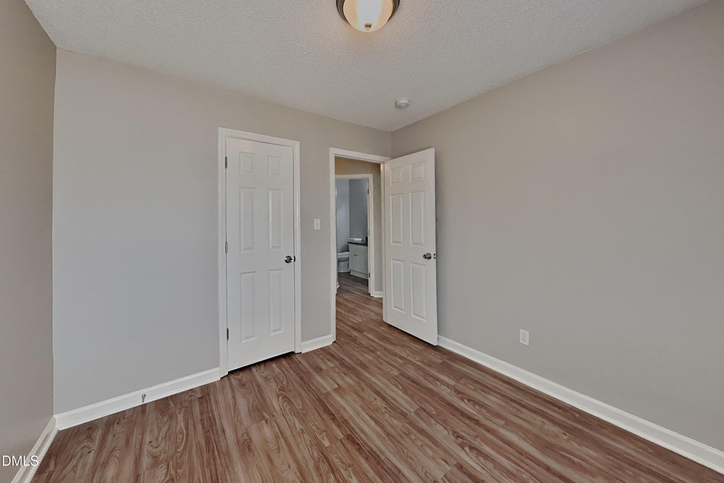 5169 Parkerwood Drive - Photo 12