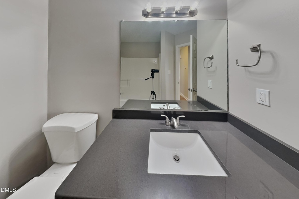 5169 Parkerwood Drive - Photo 15