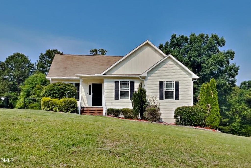 139 Parkers Pointe Drive - Photo 0