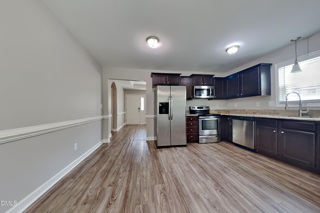 139 Parkers Pointe Drive - Photo 4