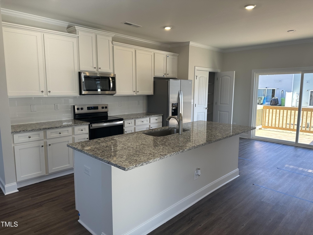 5300 River Reach Drive - Photo 2