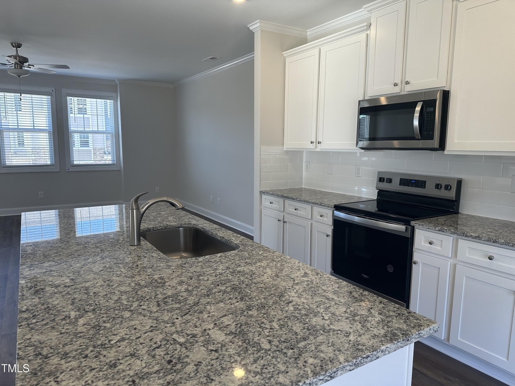 5300 River Reach Drive - Photo 5