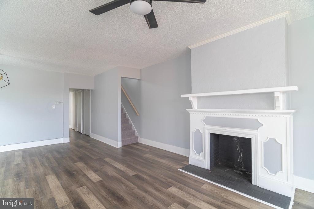 723 Hamilton Avenue - Photo 2
