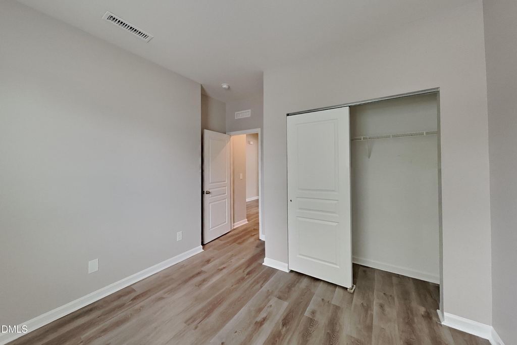 923 Avondale Drive - Photo 8
