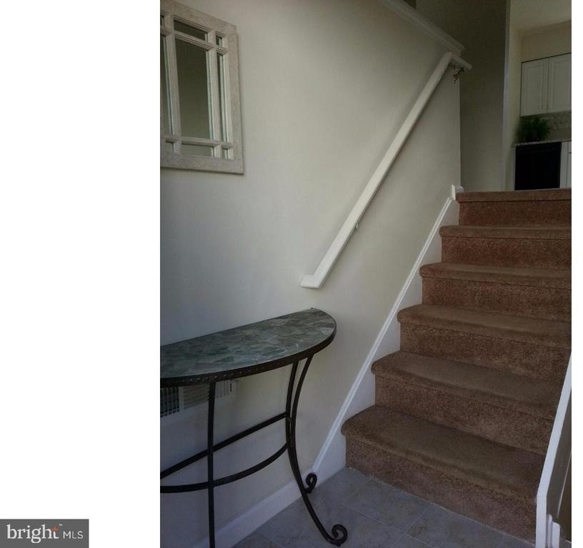 210 Ellis Street - Photo 1