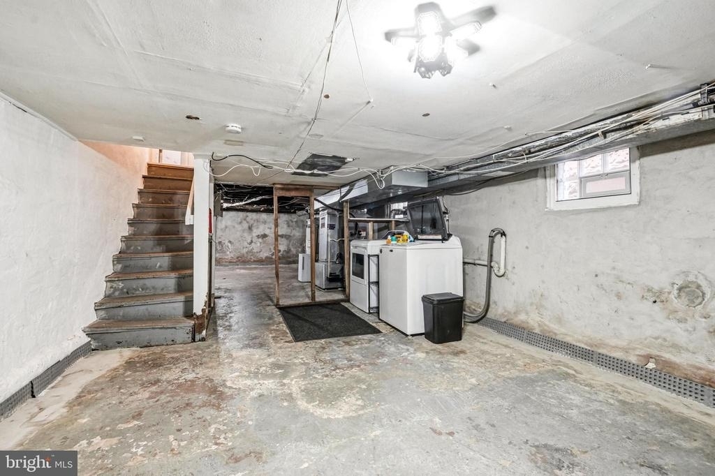 11 E Atlantic Avenue - Photo 24