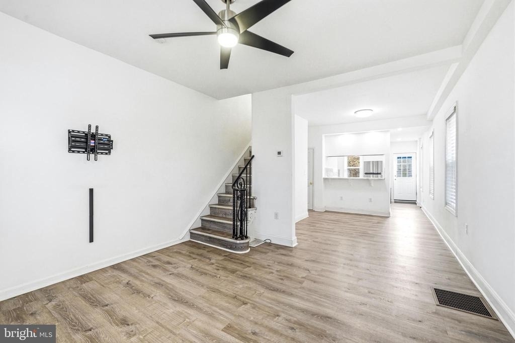 11 E Atlantic Avenue - Photo 7