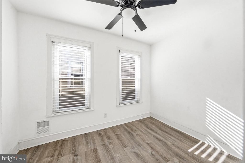 11 E Atlantic Avenue - Photo 19