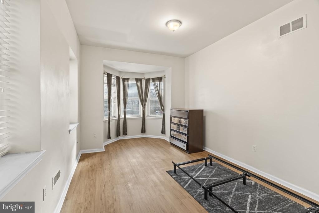 614 Benson Street - Photo 23