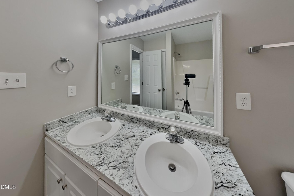 2012 Laurel Leaf Road - Photo 7