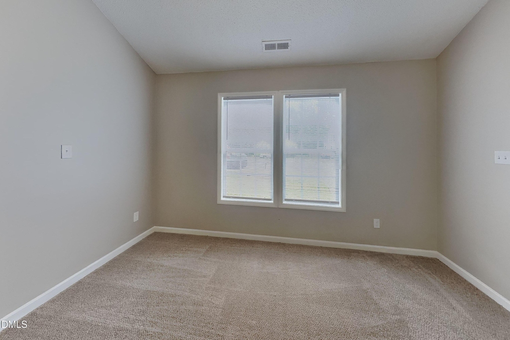 2012 Laurel Leaf Road - Photo 2