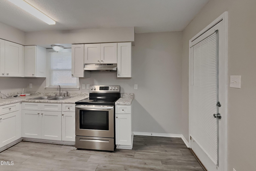 4205 Traders Dock Court - Photo 4
