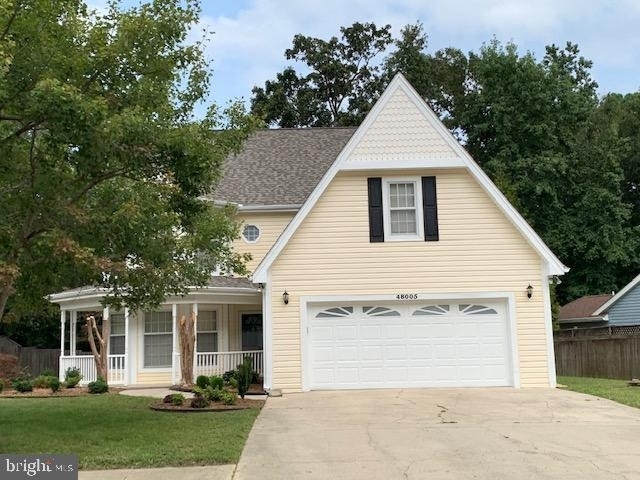 48005 Mayflower Drive - Photo 0