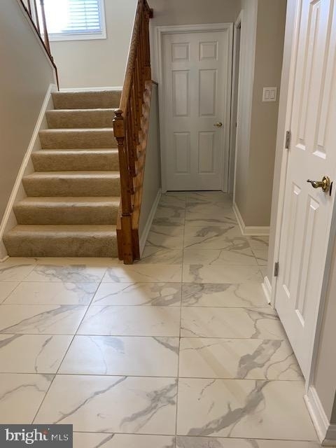 48005 Mayflower Drive - Photo 5
