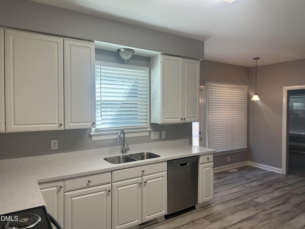 5104 Vann Street - Photo 3