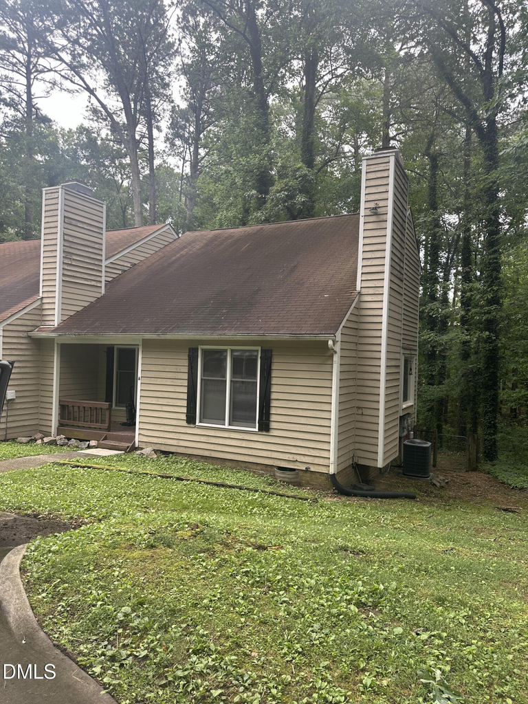 5104 Vann Street - Photo 0