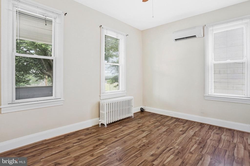305 9th Street - Photo 6