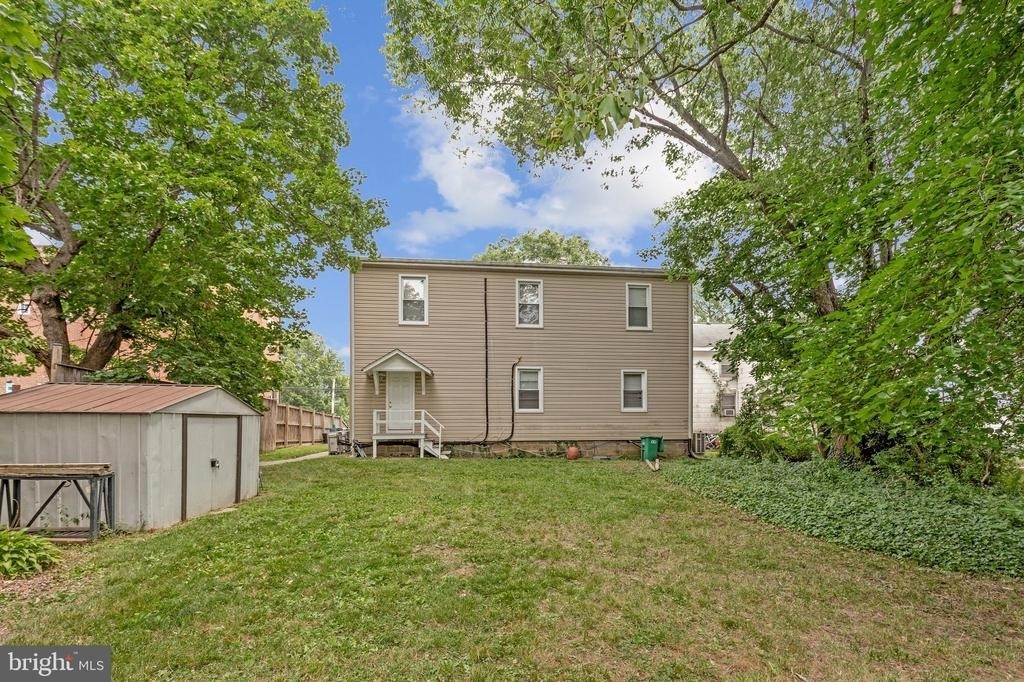 305 9th Street - Photo 25