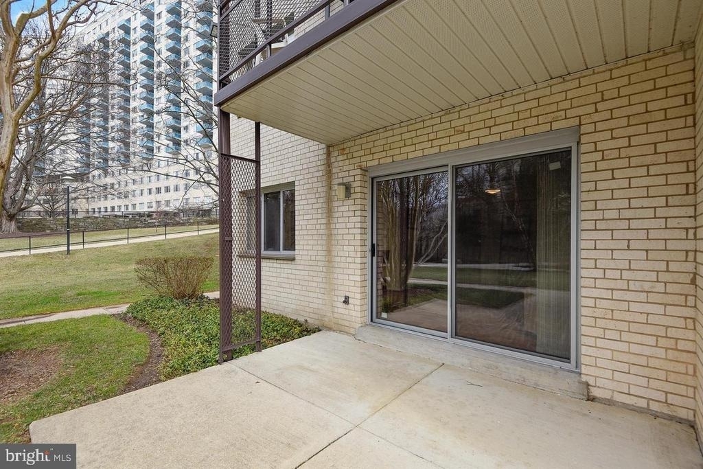 10444 Rockville Pike - Photo 6