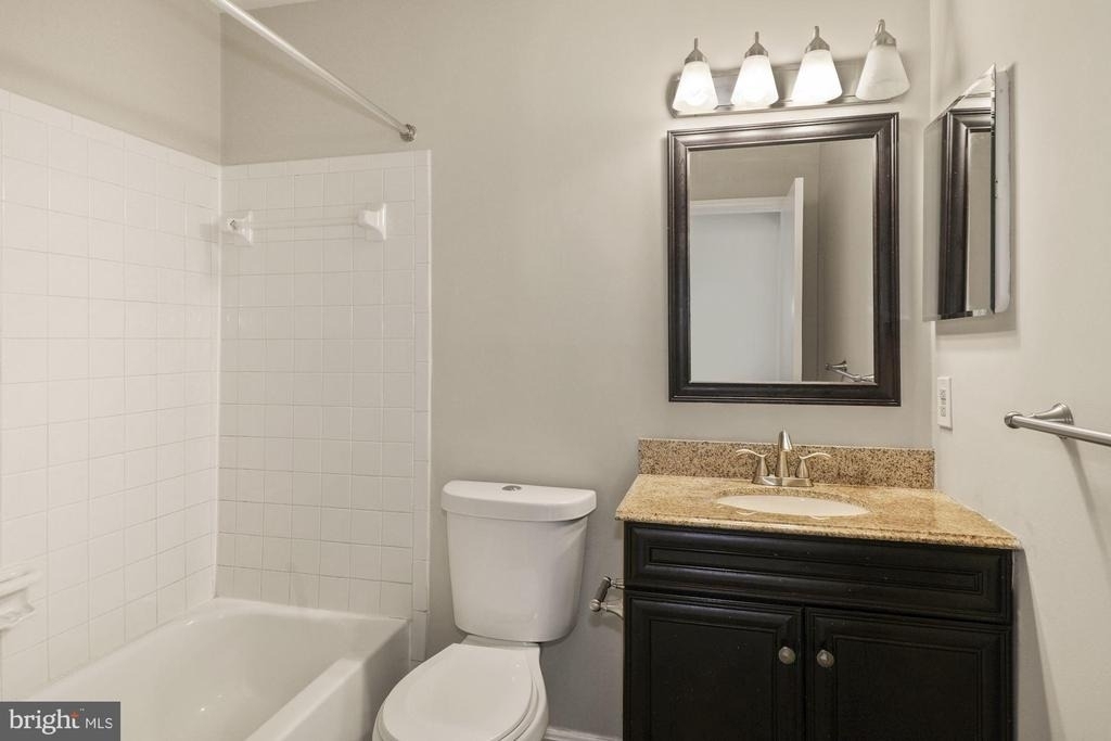 1601 Carriage House Terrace - Photo 10