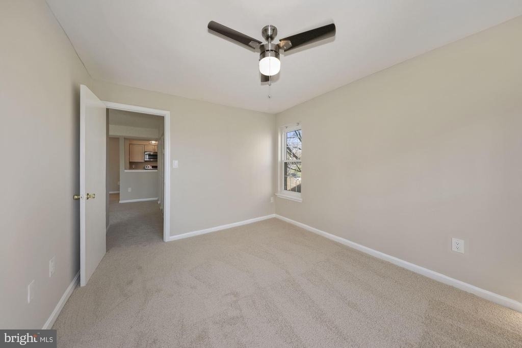 1601 Carriage House Terrace - Photo 12