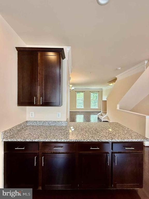 11918 Weybridge Lane - Photo 10