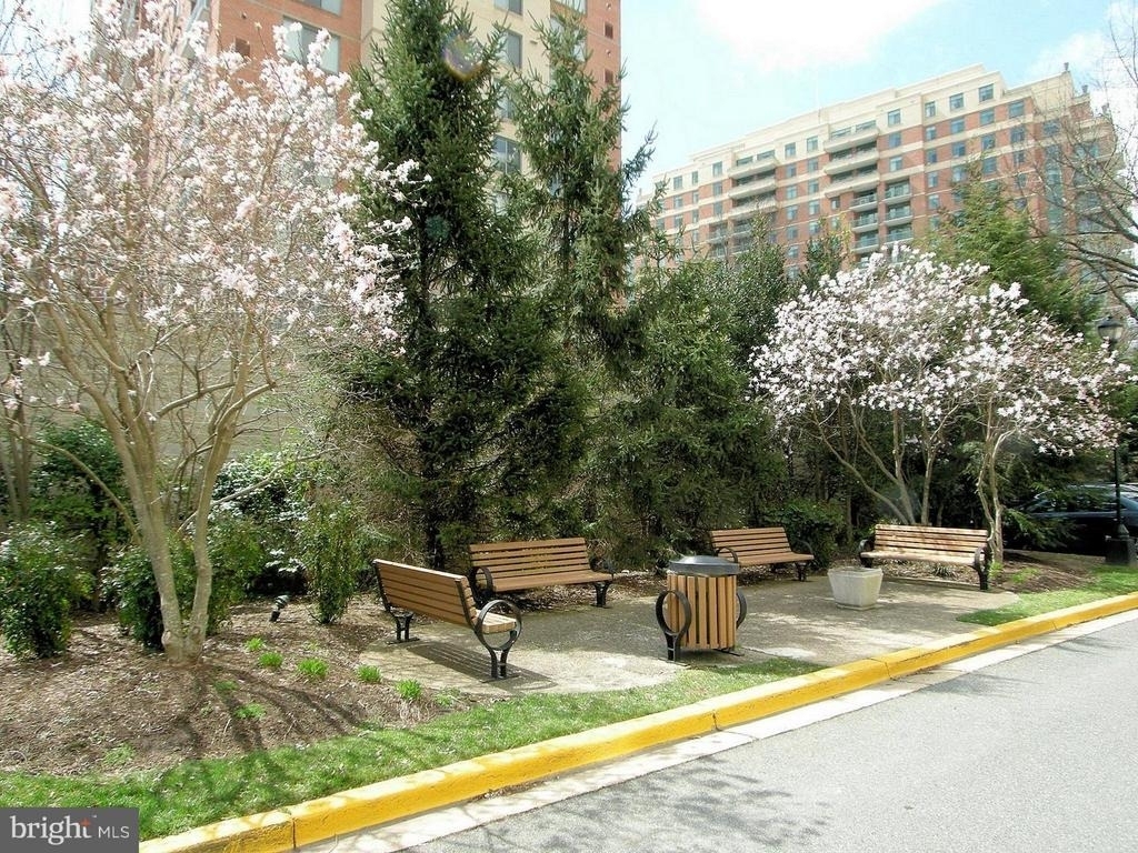 11801 Rockville Pike - Photo 46